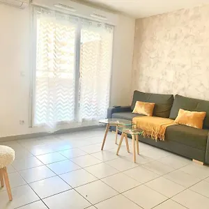 Appartement 60 M2 Terrasse Et Parking, Marseille